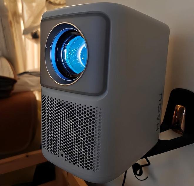 趣 K2 Pro 评测：租房党平替电视优选j9九游会俱乐部登录入口千元投影天花板！哈(图5)