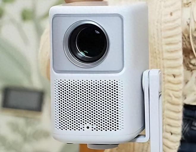 趣 K2 Pro 评测：租房党平替电视优选j9九游会俱乐部登录入口千元投影天花板！哈(图6)